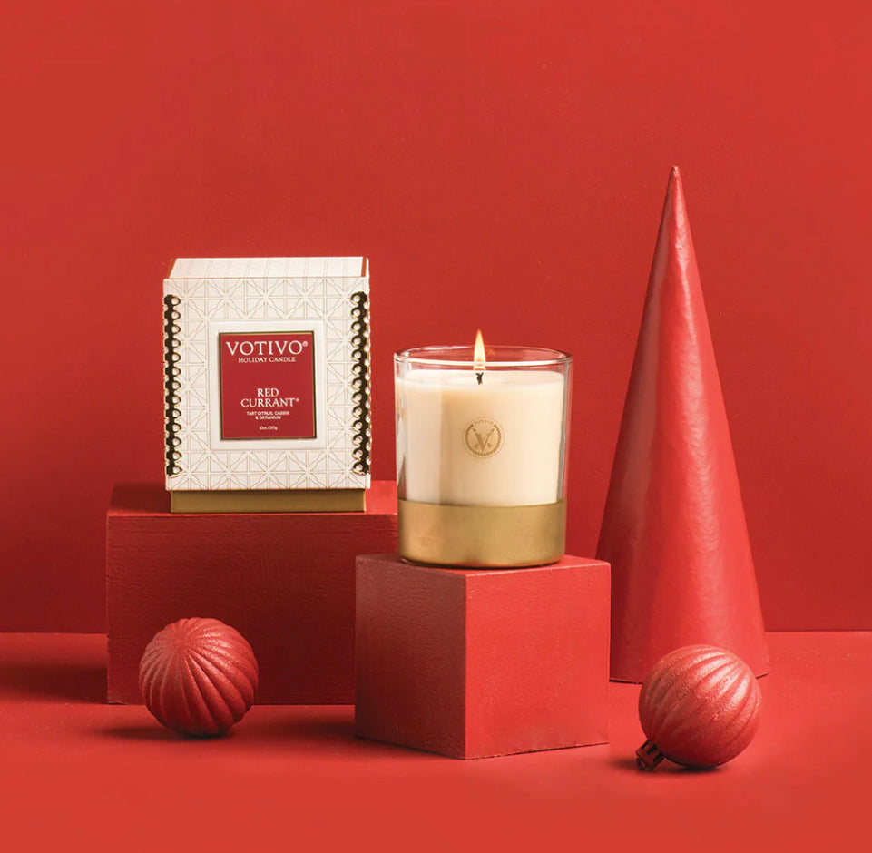 Votivo- Holiday 10oz Candle-Red Currant