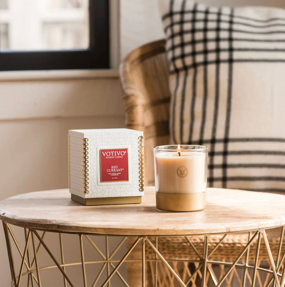 Votivo- Holiday 10oz Candle-Red Currant